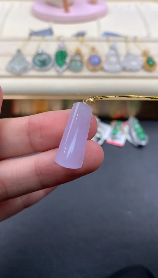 【闪购商品】翡翠颈饰18K金镶嵌A791