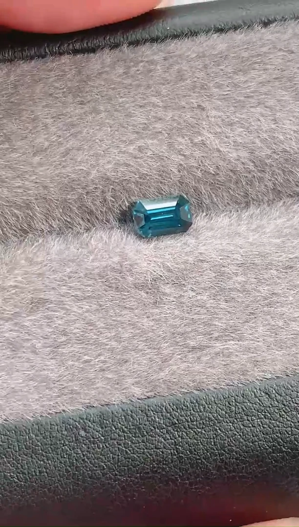 裸石尖晶石仲***?1-405天然尖晶石