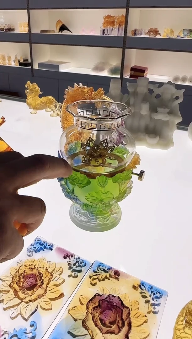 手工艺品琉璃酥油灯