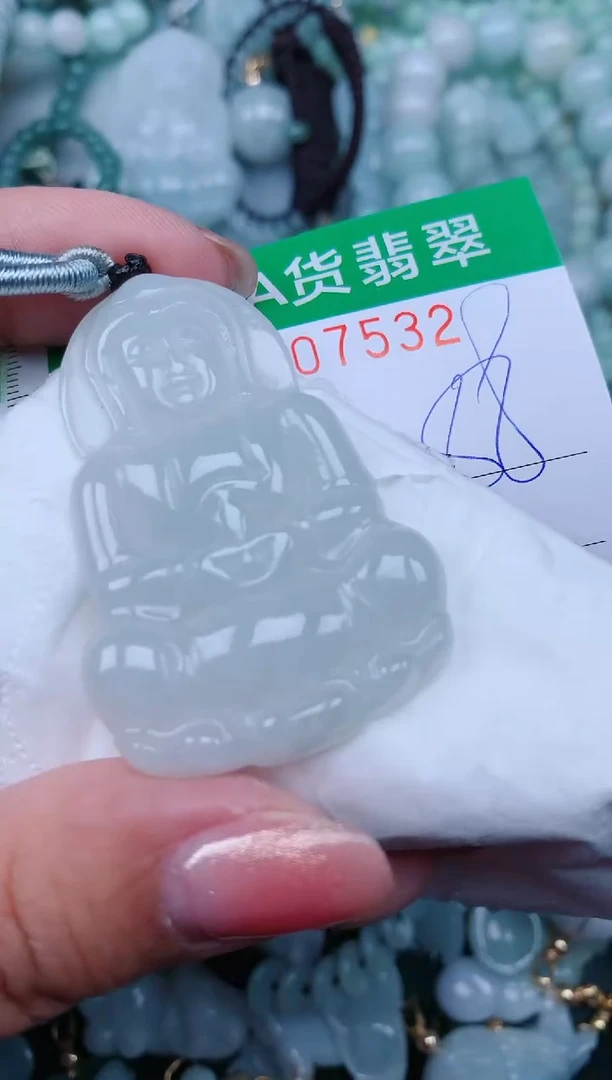 【闪购商品】翡翠颈饰未镶嵌.0007532