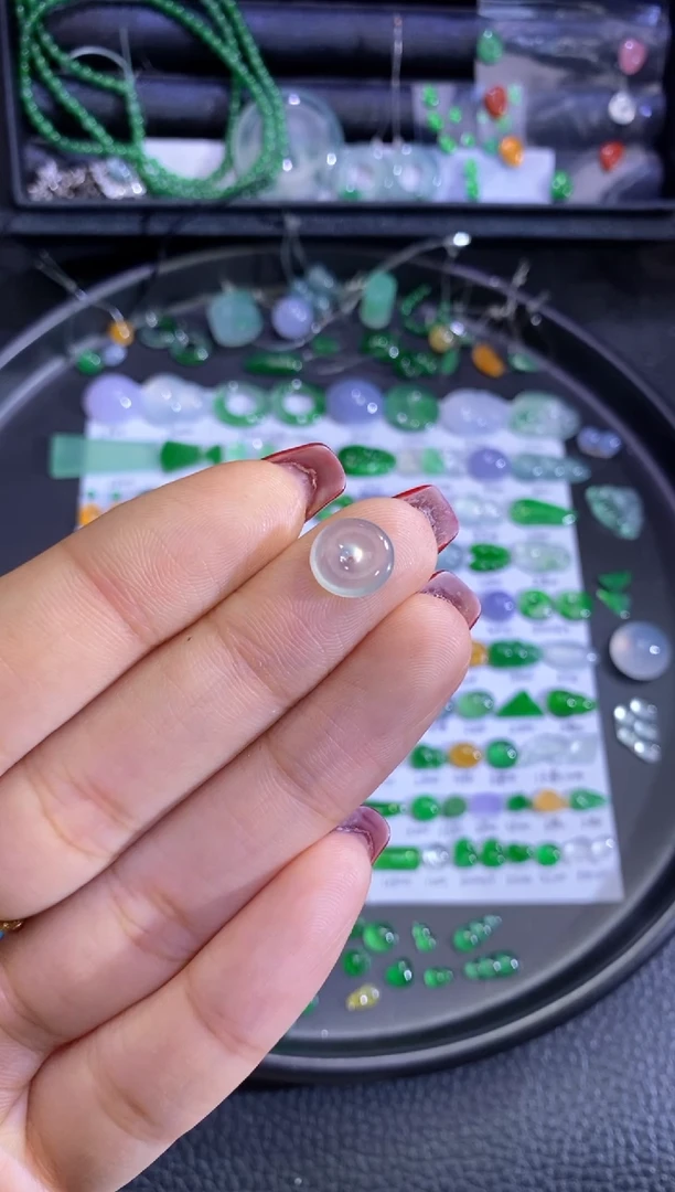 未镶嵌挂件翡翠扣