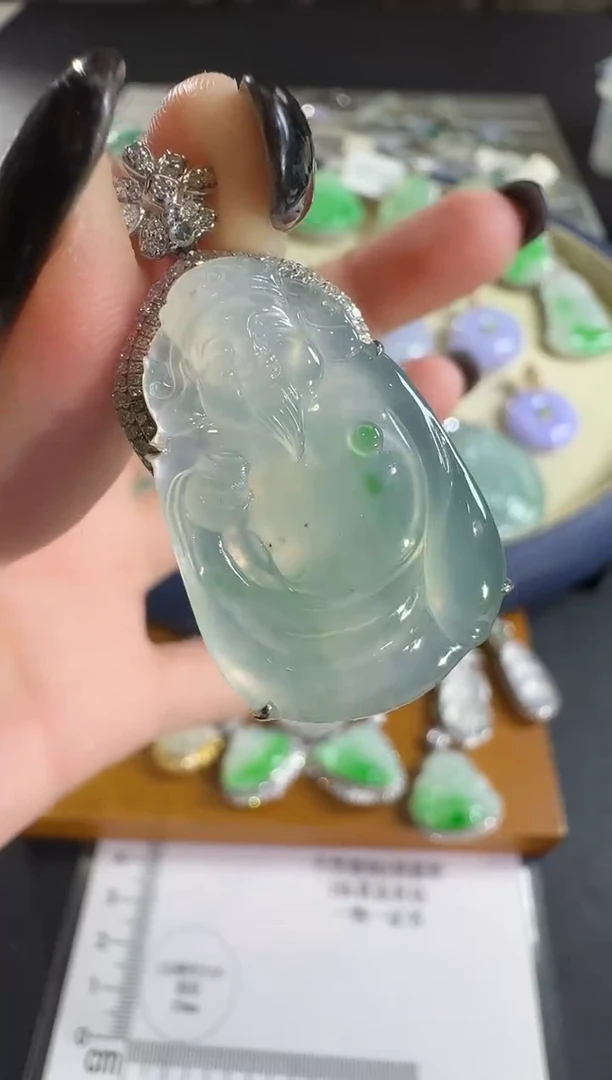 吊坠(不含链)18K金镶嵌翡翠【源头工厂】钻石镶嵌