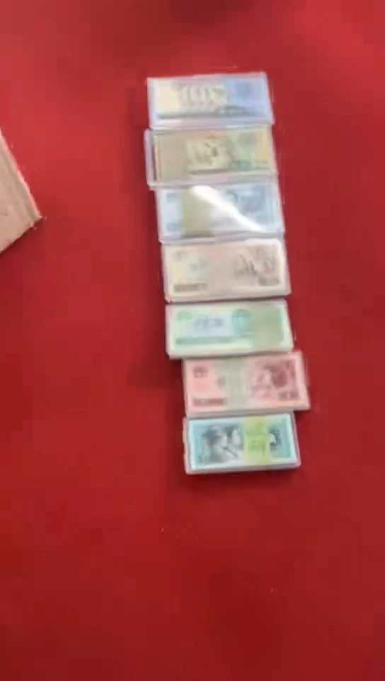 【闪购商品】005整刀百张连号 保真 不挑号