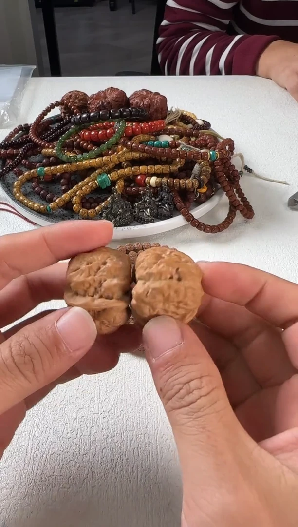 把件文玩核桃18蛤蟆头手捻尺寸33