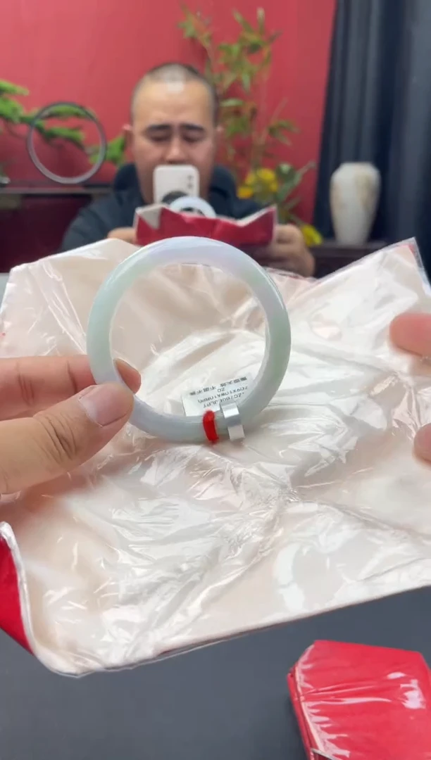 未镶嵌手镯翡翠10