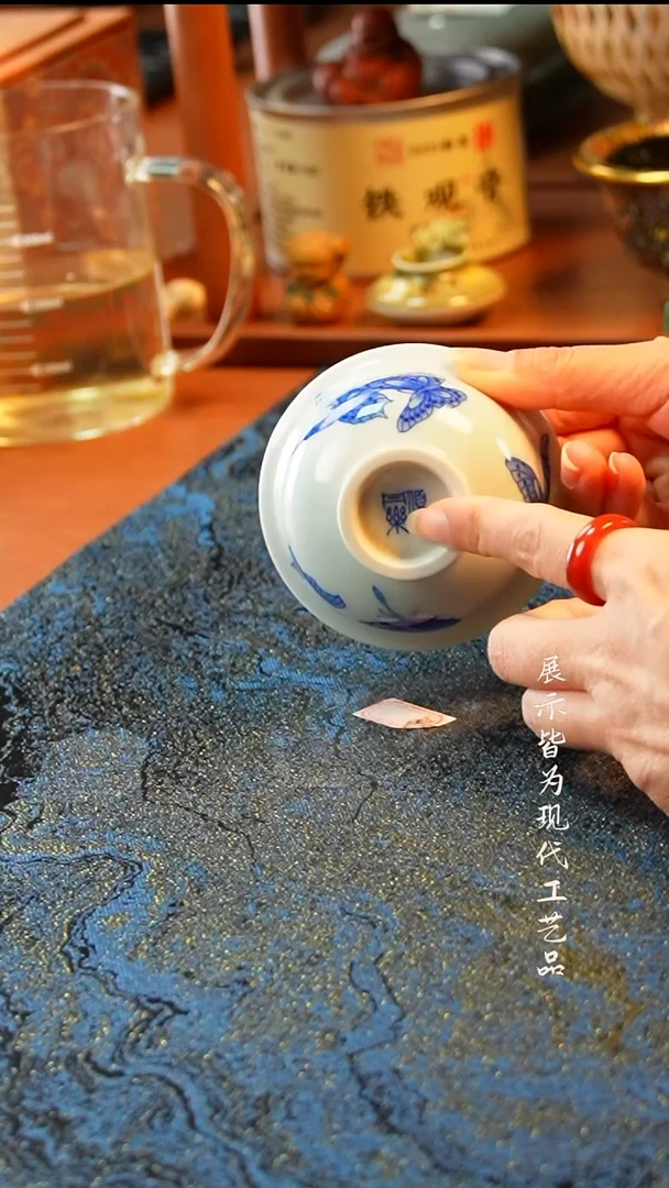 景德镇蝴蝶压手