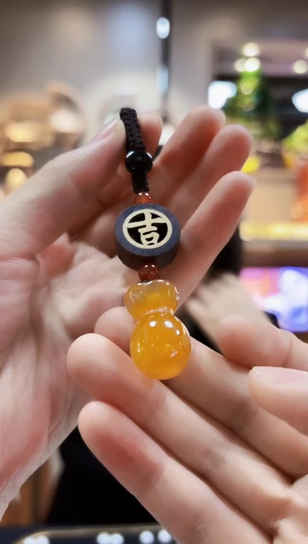 未镶嵌颈饰玛瑙/玉髓挂件