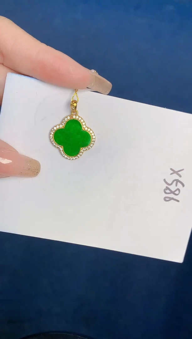 颈饰未镶嵌翡翠缅甸天然翡翠A货