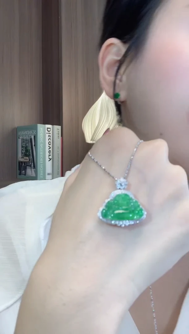 翡翠18K金镶嵌吊坠(不含链)A87