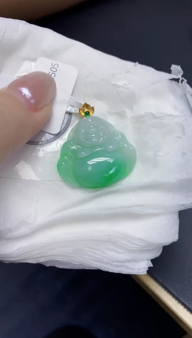 颈饰18K金镶嵌翡翠天然缅甸翡翠A货百元以上9元证书费自理