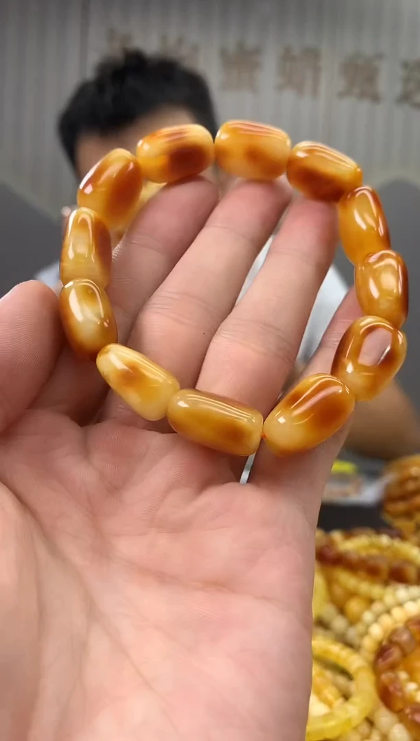 未镶嵌蜜蜡裸石手串
