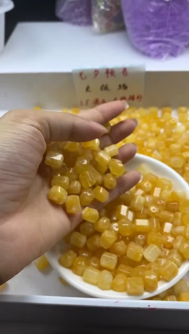 未镶嵌颈饰水晶w1869黄塔晶六棱柱12*8mm*10颗