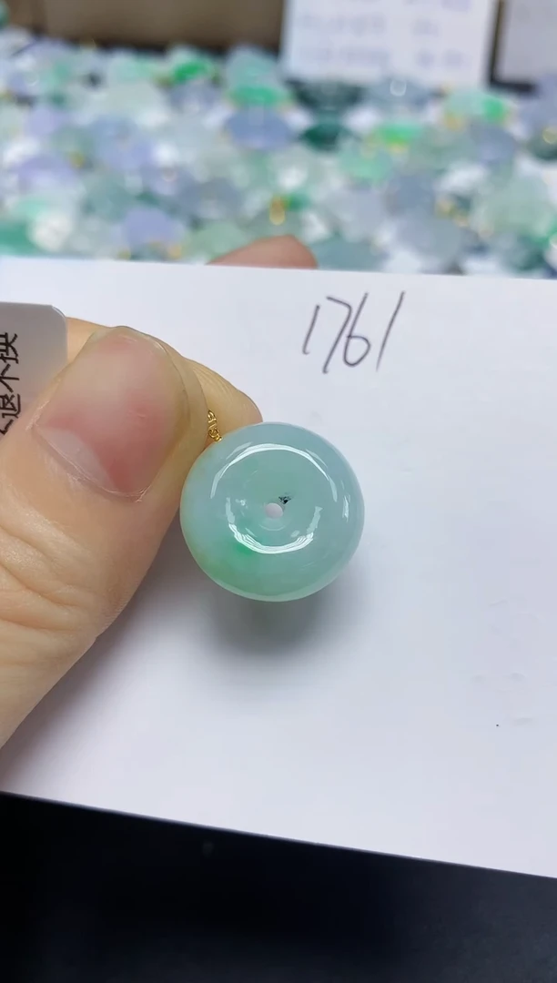 翡翠18K金镶嵌颈饰天然缅甸翡翠A货