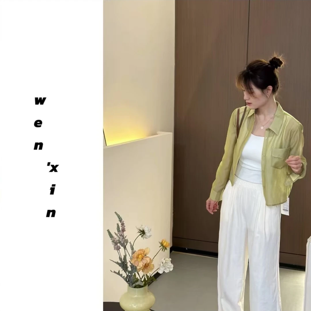 夏天新款女款高腰短款天丝防晒衬衫采用莱赛尔材质简约长袖设计