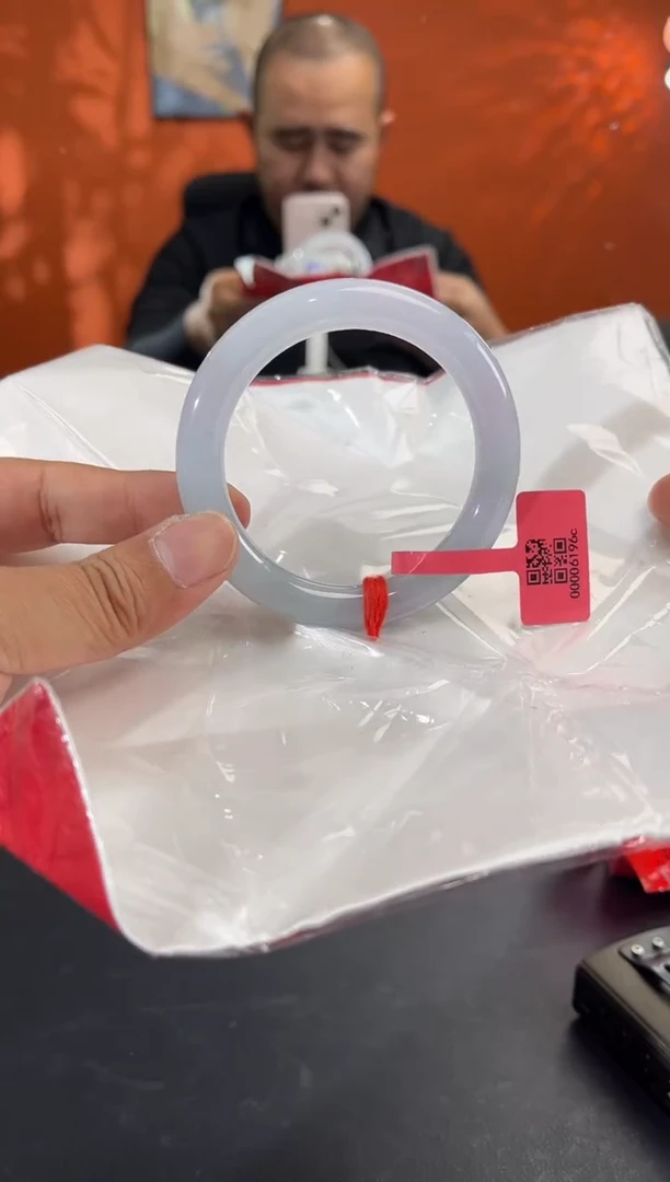 未镶嵌手镯翡翠55