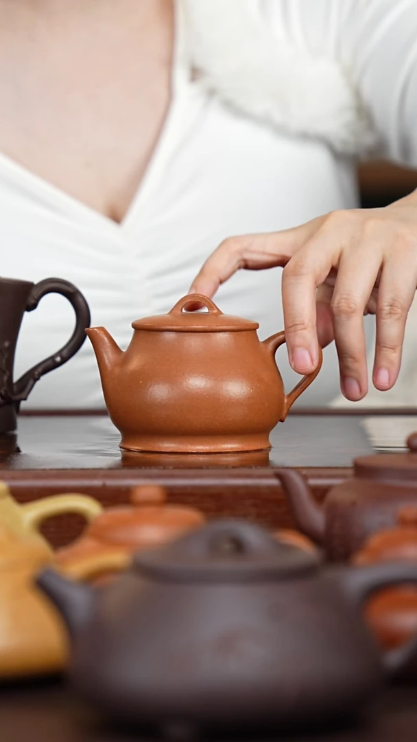 茶壶紫砂葵黄段一品壶