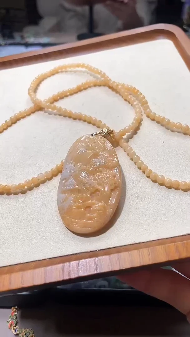 【闪购商品】翡翠颈饰未镶嵌吊坠