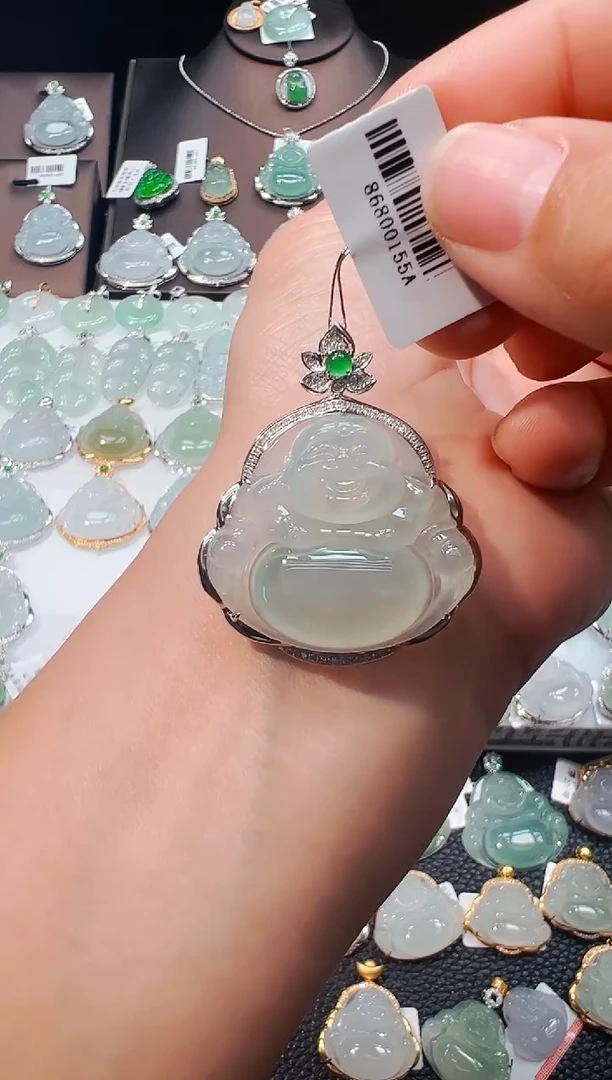 吊坠(不含链)18K金镶嵌翡翠佛公吊坠155A