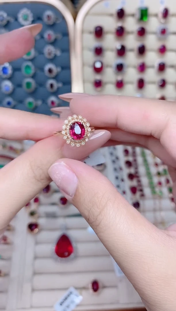 碧玺戒指18K金镶嵌碧玺1.2ct