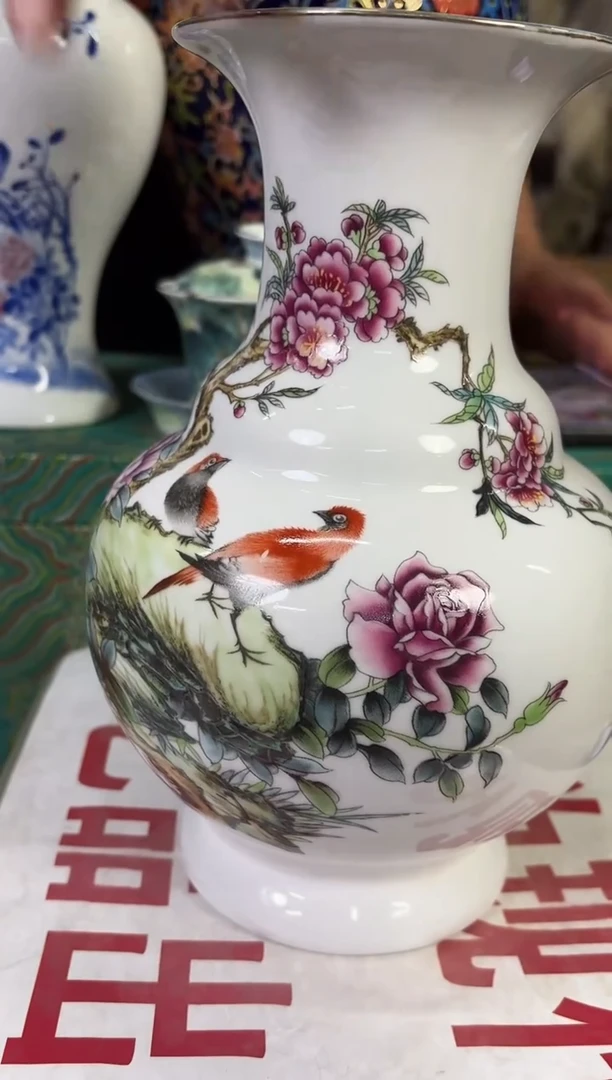 摆件陶瓷高端艺术品Y473