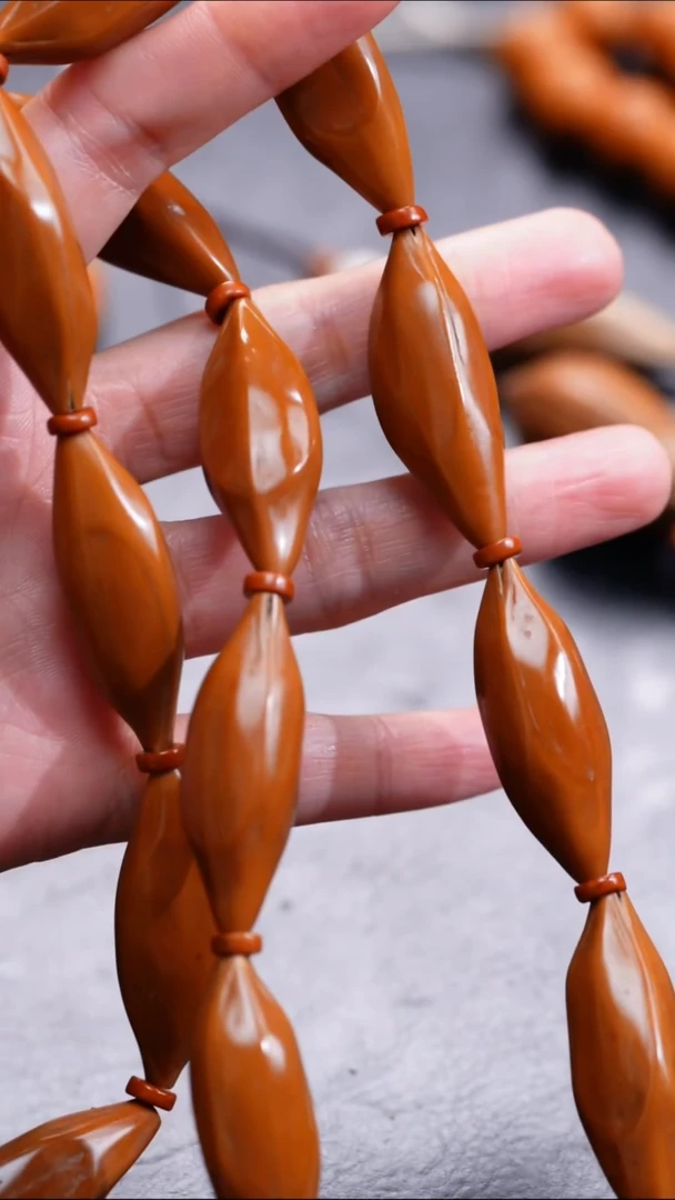 【闪购商品】橄榄核吊坠橄榄核