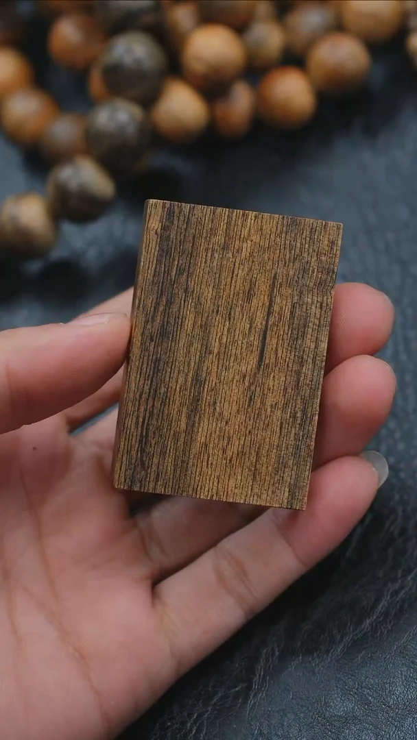 【闪购商品】沉香手把件文莱黑棋楠18g+