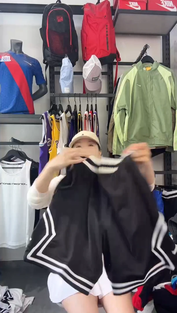 134·编码 瑕疵款以直播间过款为准 尺码·L