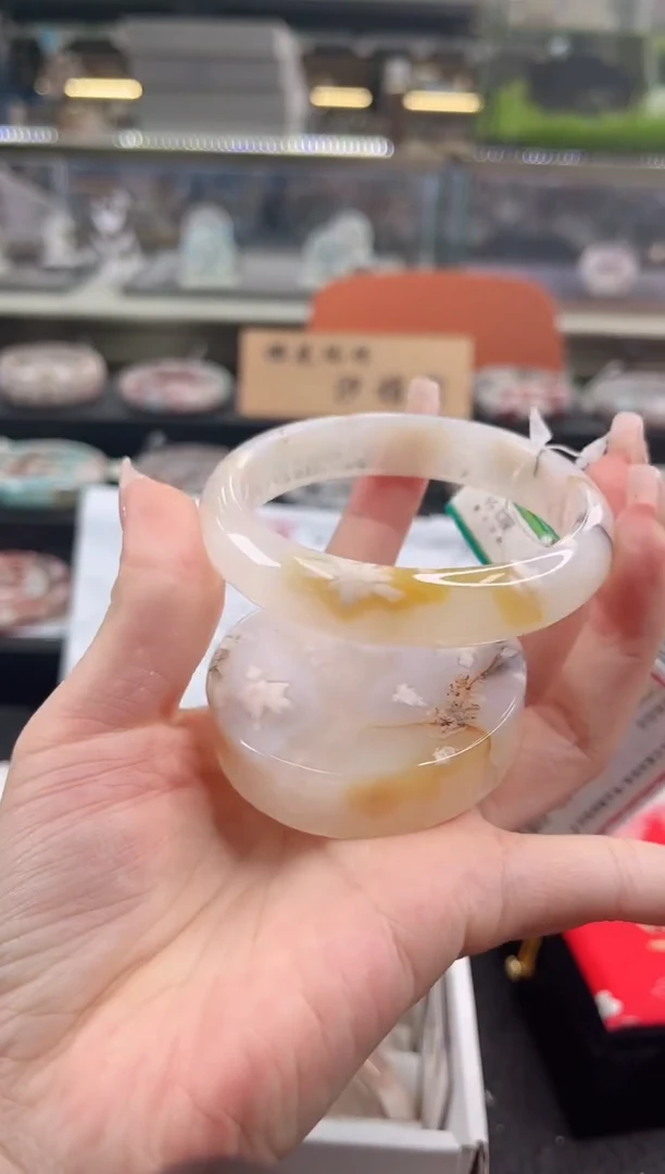 未镶嵌手镯石英质玉59圈口 （赠品镯心）3572324