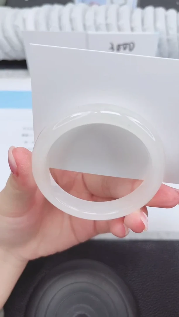 未镶嵌手镯石英质玉54-56.2