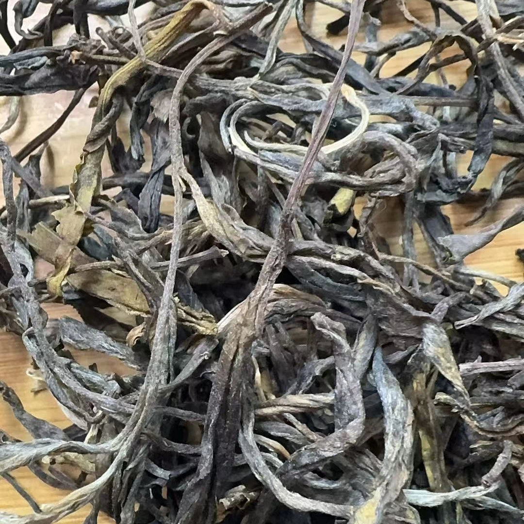 1月4日 1公斤  25年易武望天树.高杆  生茶散茶B-990