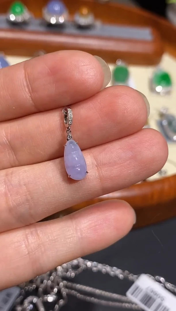 【闪购商品】翡翠吊坠(不含链)18K金镶嵌吊坠