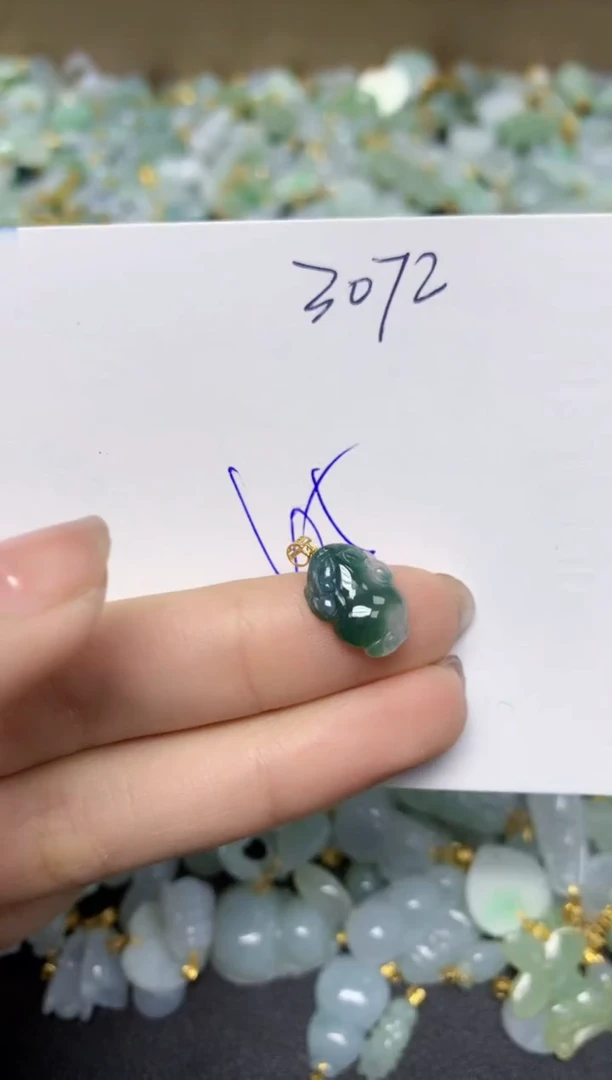 【闪购商品】翡翠颈饰18K金镶嵌 天然翡翠A货