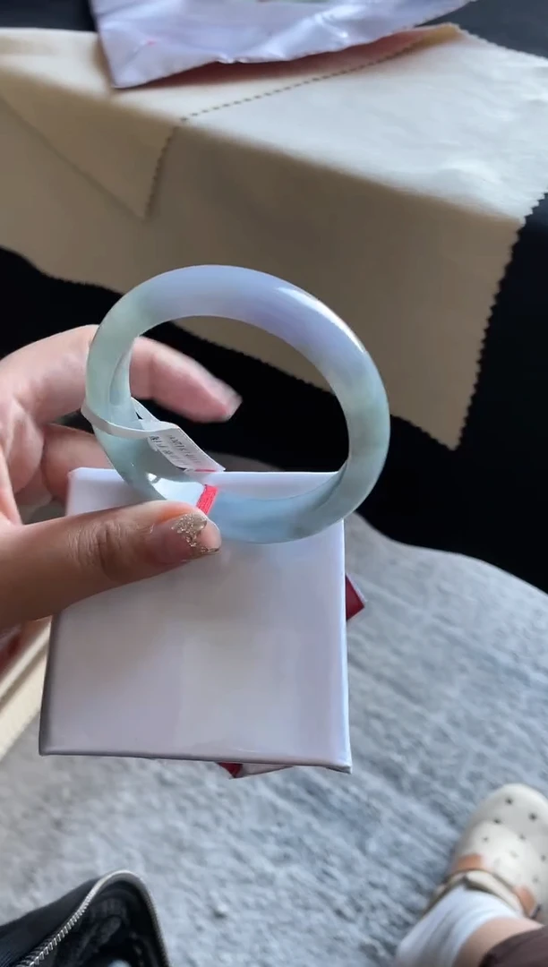 未镶嵌手镯翡翠三天鉴赏期