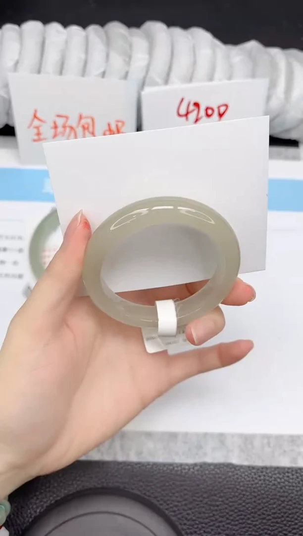 未镶嵌手镯石英质玉A87-52.6