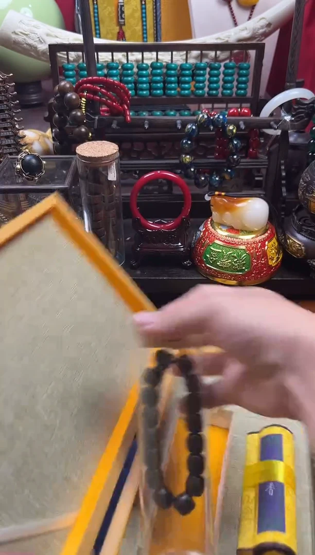 一一一一一一沉红套盒