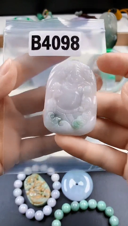 颈饰未镶嵌翡翠天然翡翠吊坠挂件