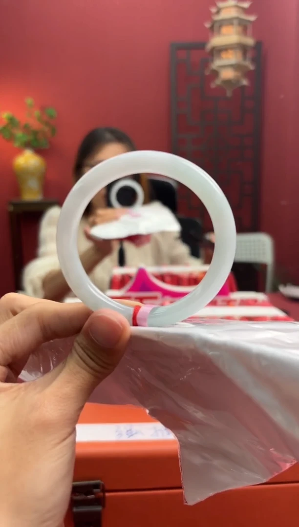 未镶嵌手镯（圆镯）翡翠翡翠手镯8