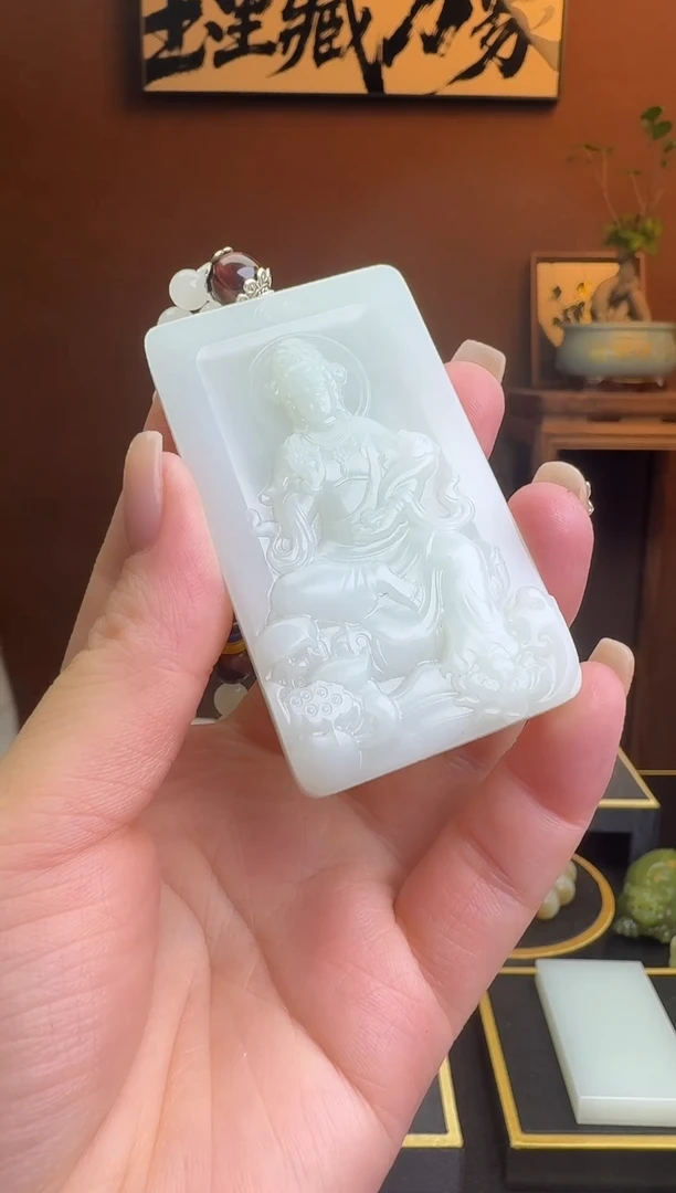 和田玉未镶嵌颈饰1