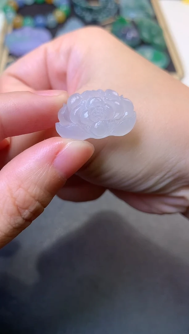 未镶嵌定制翡翠毛货