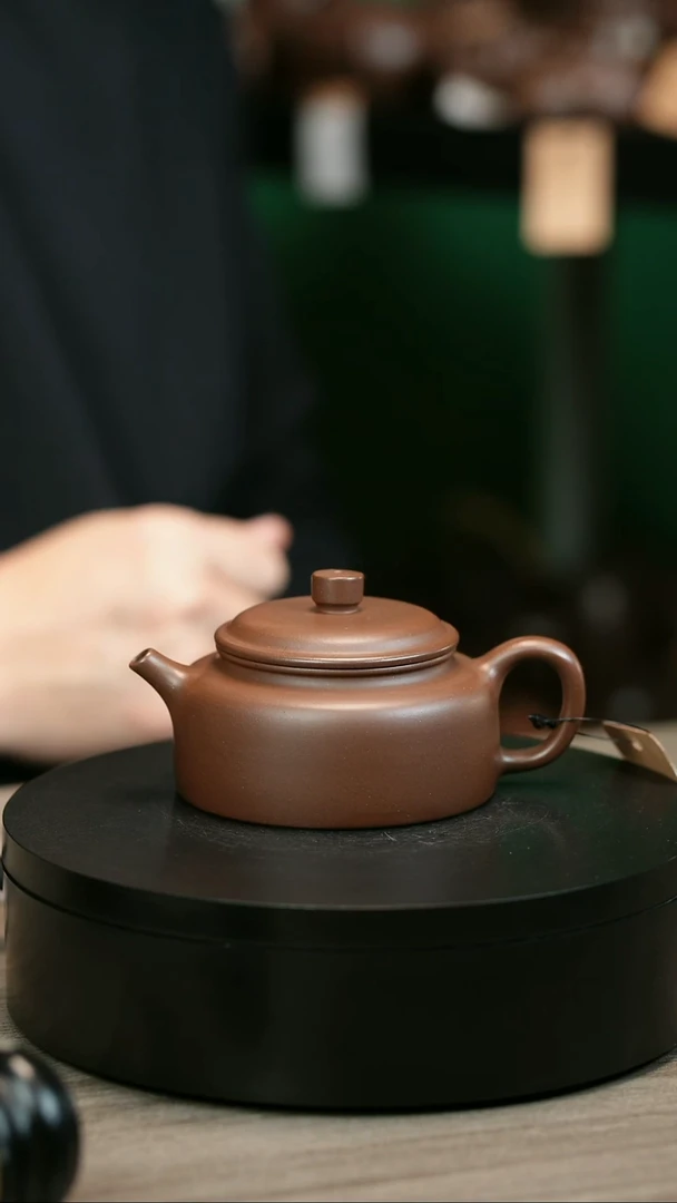 茶壶紫砂潮*人H2311赵信军底槽青扁德中