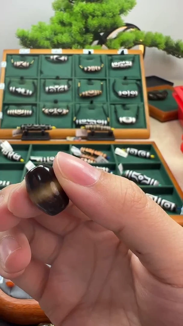 玛瑙/玉髓（覆膜）颈饰未镶嵌222.（微瑕随机发货）