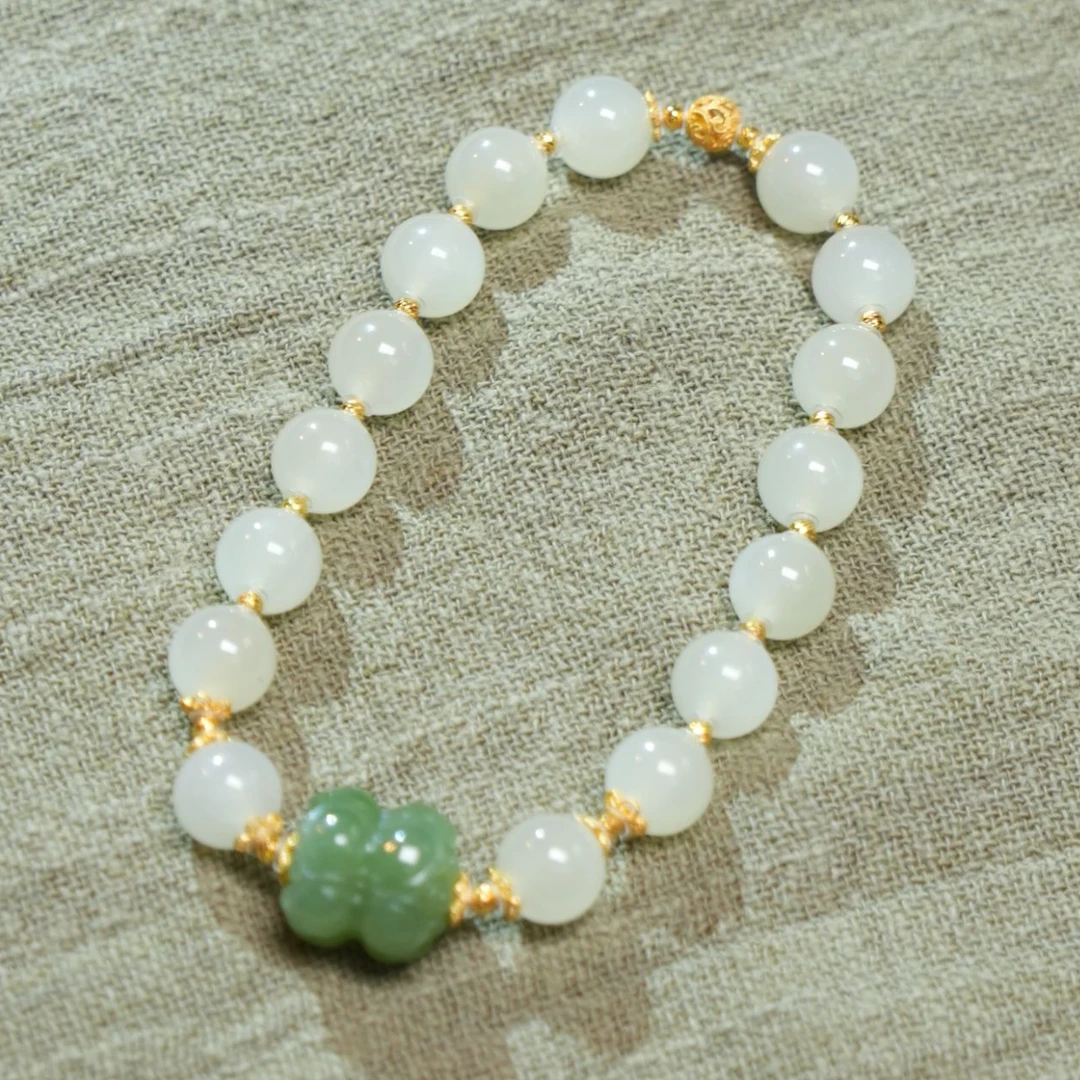 【蜜意莲心】和田玉蜂蜜水8mm+俄料碧玉并蒂莲 单圈设计师款