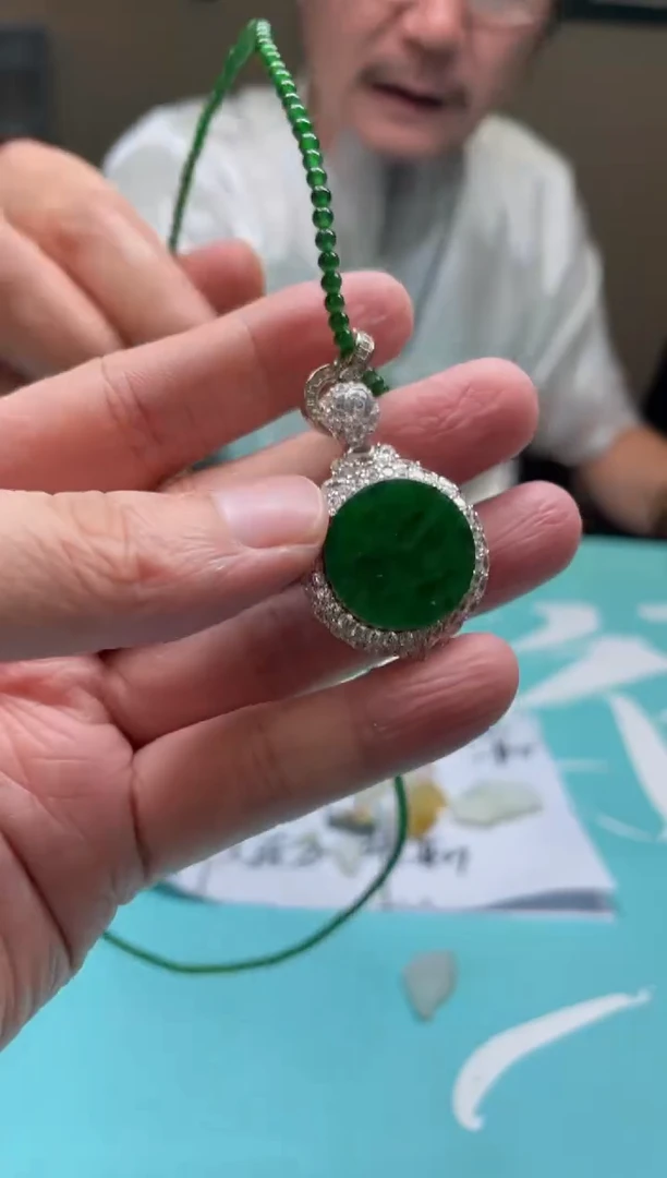 颈饰银S925镶嵌翡翠绿***～-净货