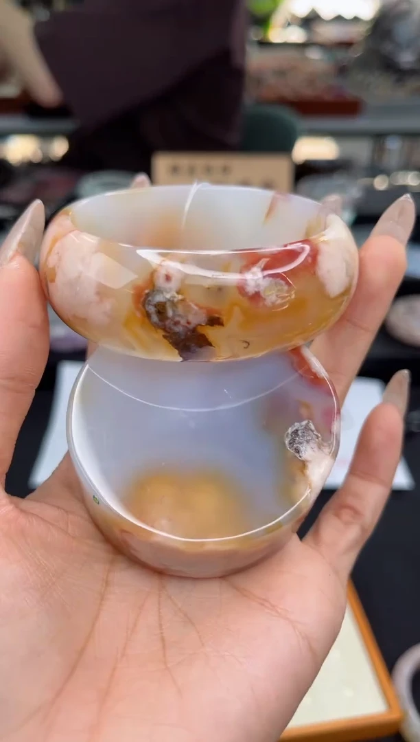 【闪购商品】石英质玉手镯未镶嵌57圈口（赠品镯心）322