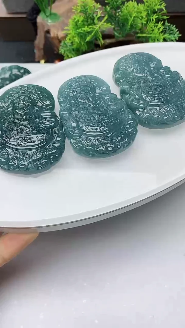 【闪购商品】翡翠颈饰未镶嵌多样性发其一