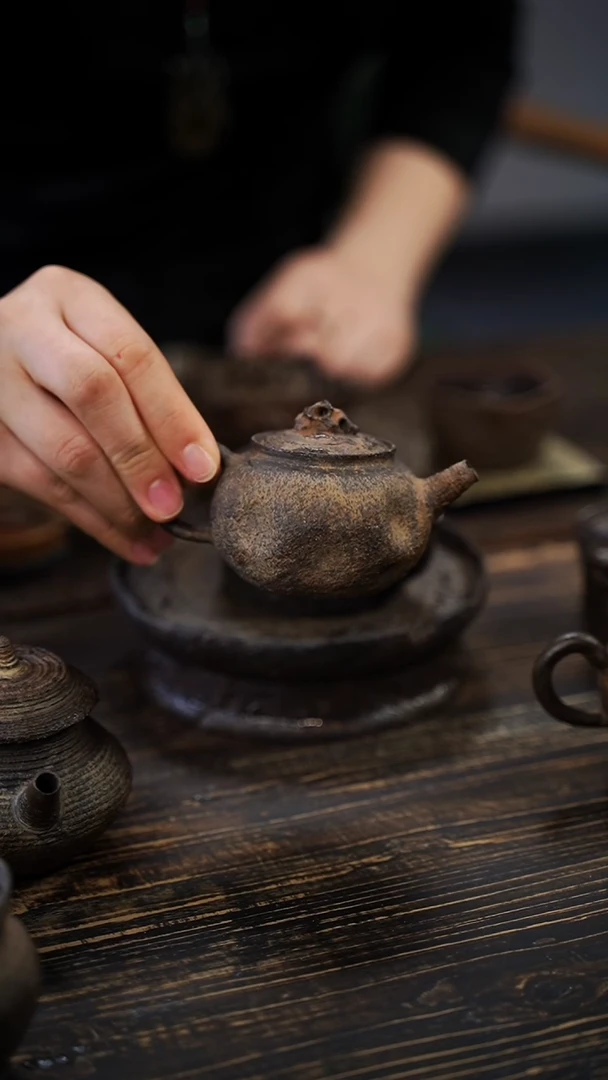 袁*森全手工制作  南蛮后手壶