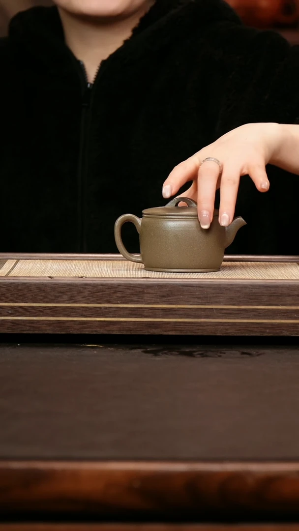 茶壶紫砂青段 汉瓦