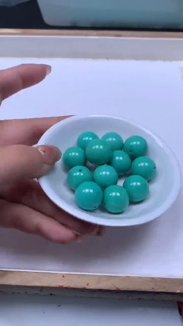 未镶嵌玛瑙手饰A1863 高 瓷 绿16+mm1个9.9元