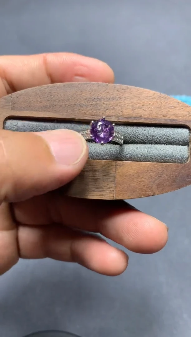 水晶戒指未镶嵌W18（随机性发货只发一单）