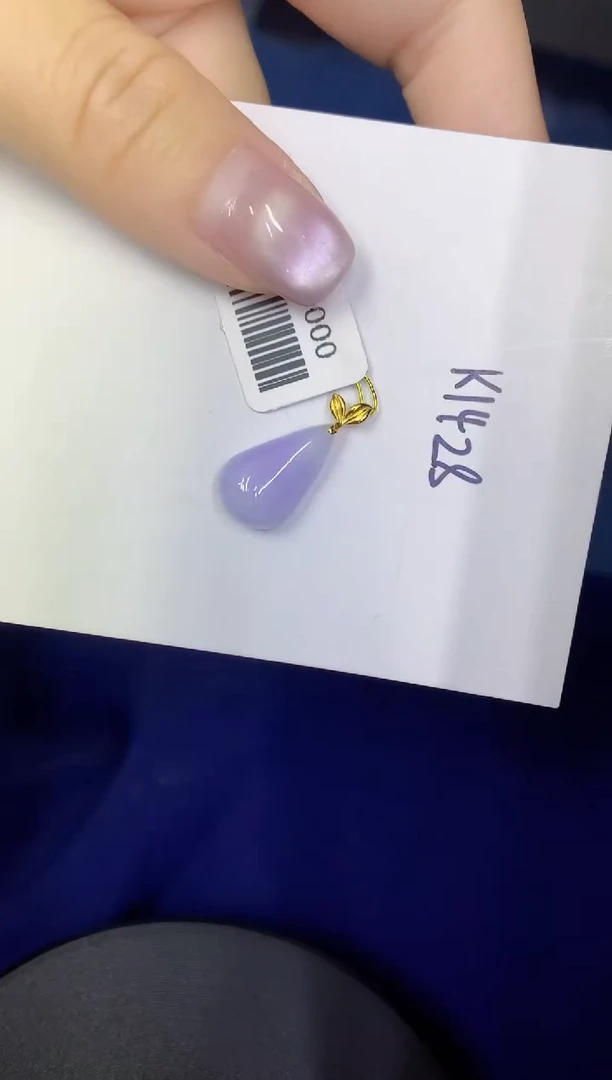 颈饰18K金镶嵌翡翠缅甸天然翡翠A货